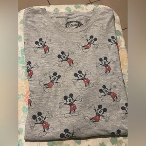 *SOLD* Mickey Mouse T shirt XXL